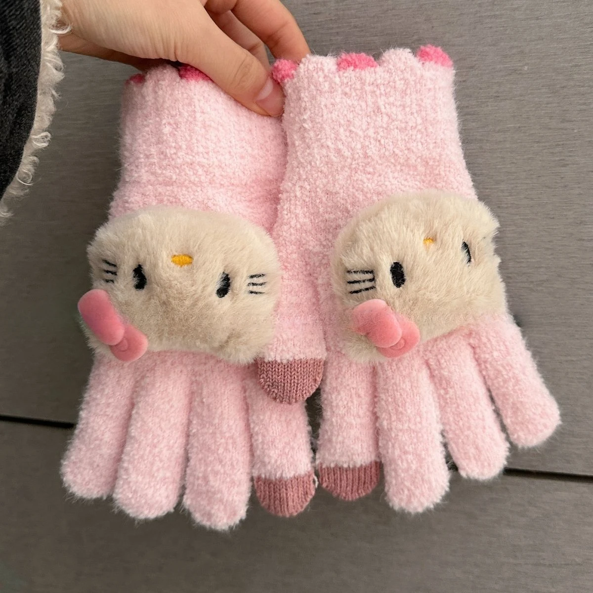 

Hello Kitty Glove MINISO Anime Peripheral Girl's Heart Fashion Touchable Screen Cute Gloves Cartoon Comfortable Keep Warm Y2k