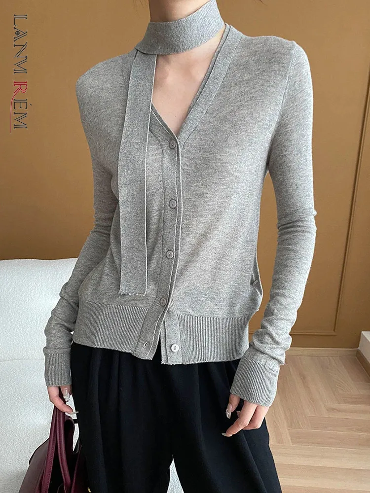 [LANMREM] Knitting Cardigan Sweater For Women V Neck Single Breasted Long Sleeve Office Lady Tops Fashion 2024 Autumn New 26C181