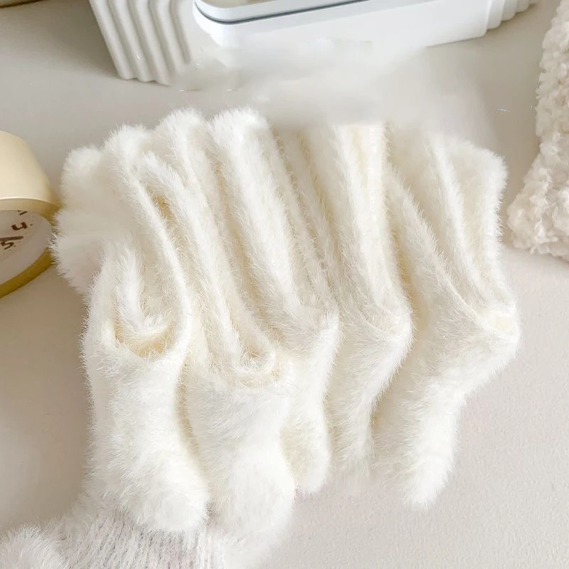 INS Style Mink Velvet Warm Sleeping Socks Autumn Winter Thickened Plush Coral Fleece Super Soft Kawaii Sleeping Mid-tube Socks