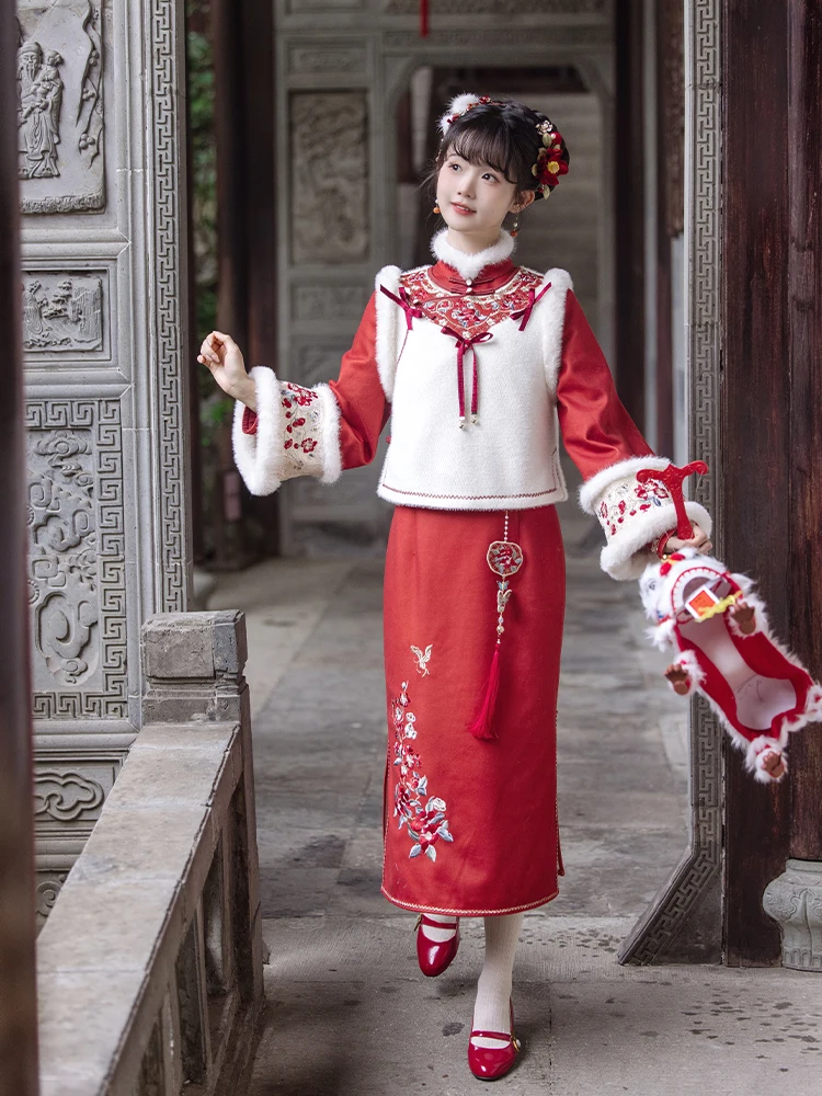 

Комплект Chuan Dai Time Red Tea Snow: вышитый свитер и брюки в китайском стиле, традиционный новогодний костюм Ханьфу для женщин