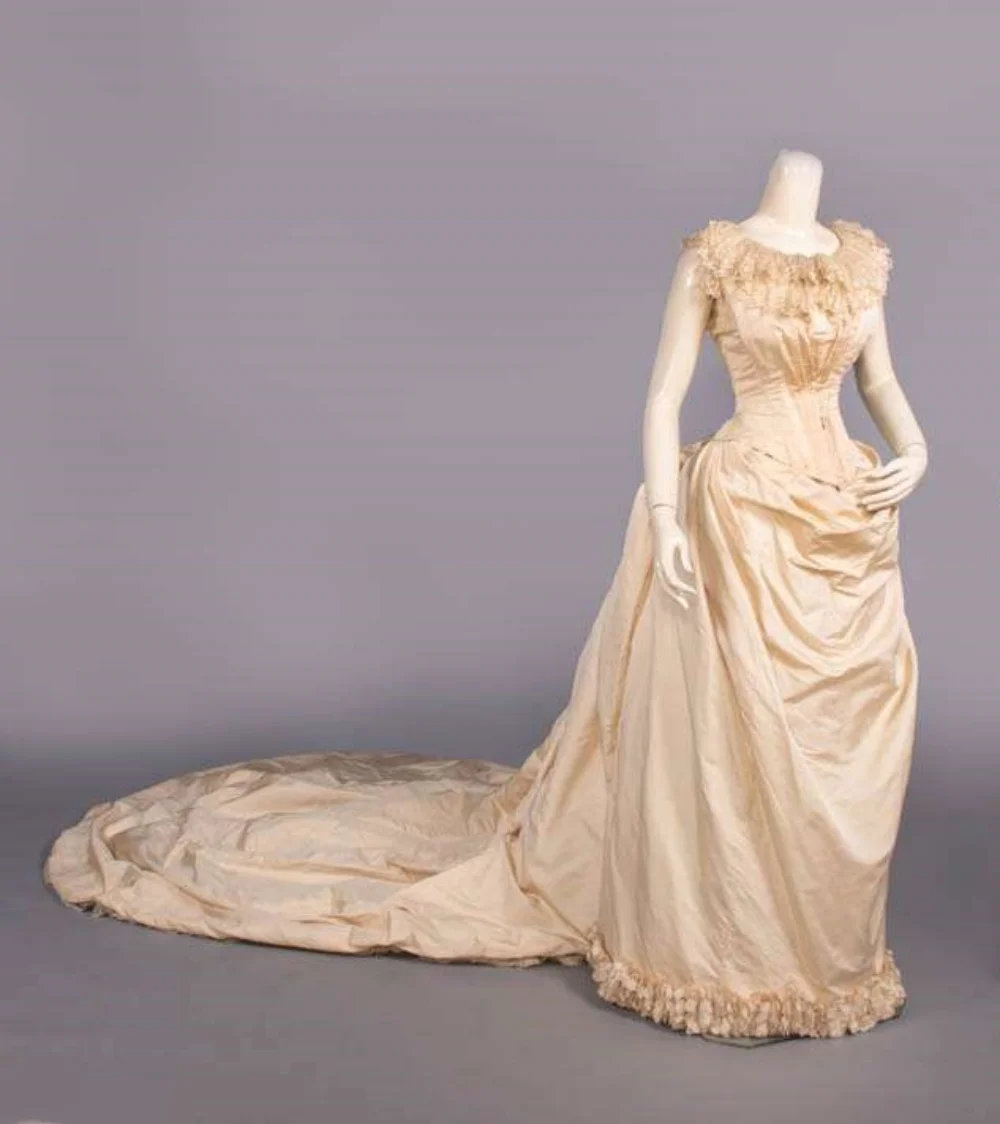 Costume de mariage de princesse historique, gothique, Steampunk, cour royale, sans manches, longue traîne, robe de bal victorienne du sud Belle