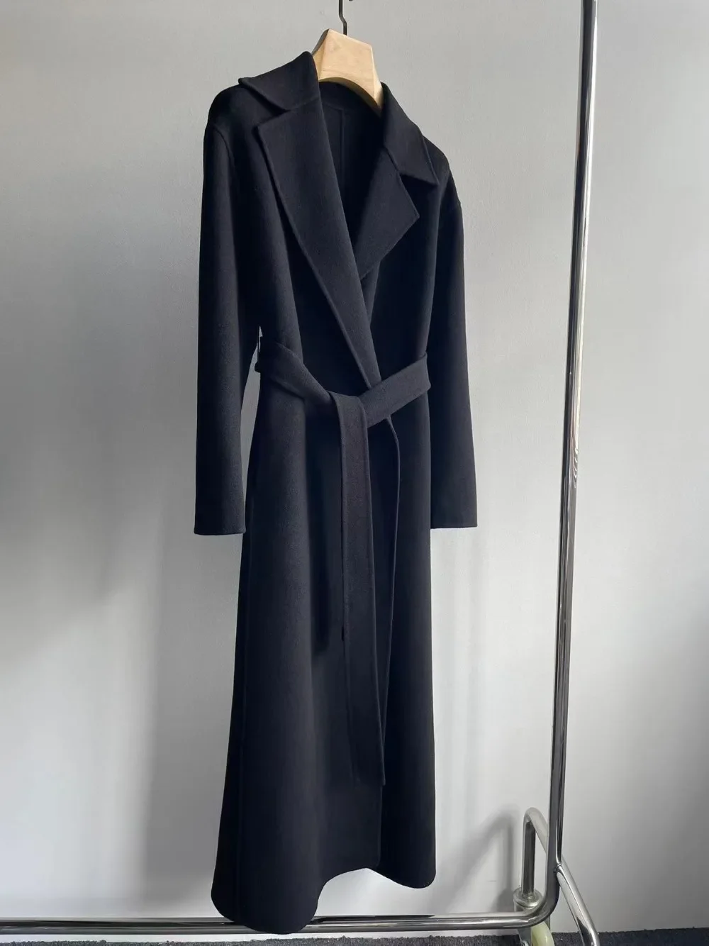 Autumn and Winter New Style Dropped Shoulder Robe Style Belt Long Wool Coat for Women