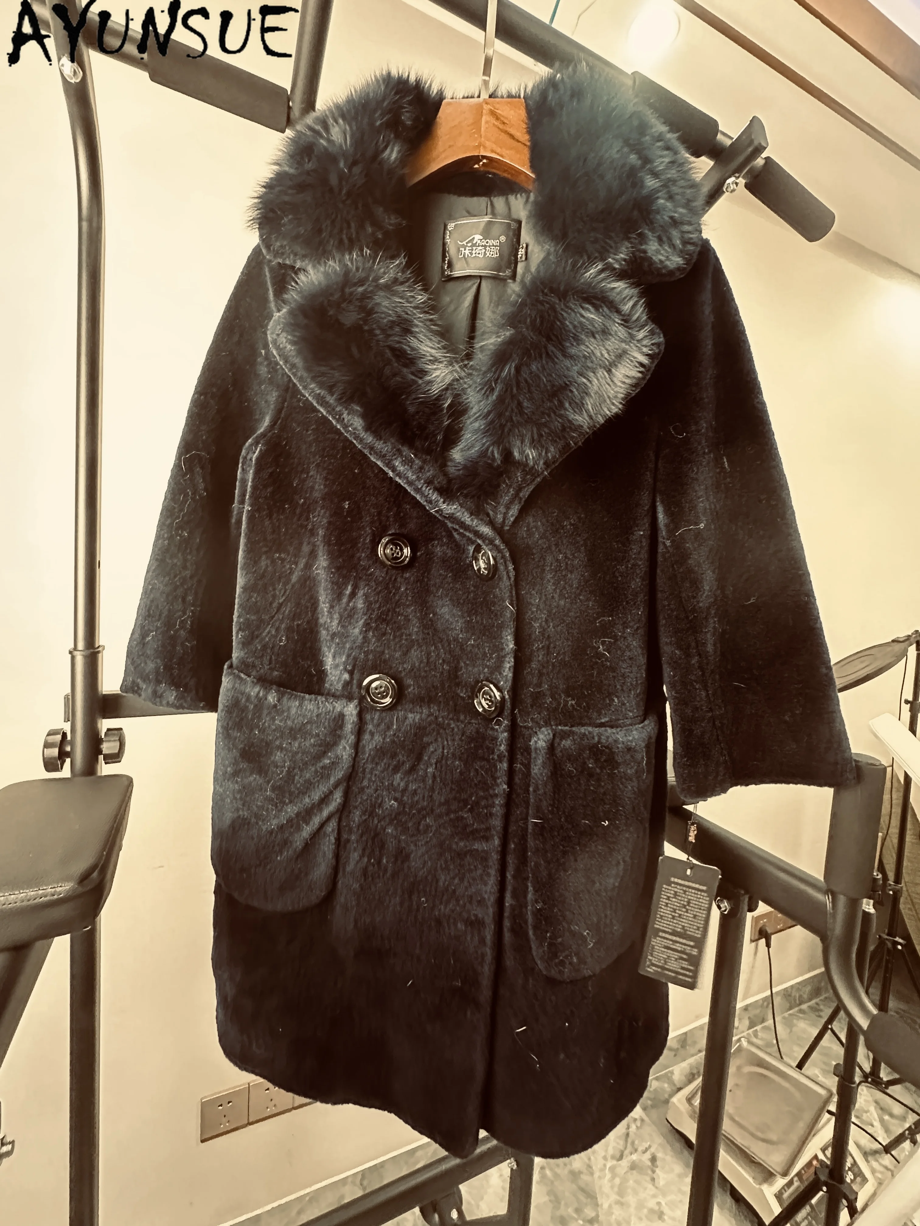AYUNSUE куртка из 100% шерсти, женская зимняя одежда, теплый воротник из лисьего меха, уникальное пальто, акция, небольшие недостатки, возврат средств, не обмен