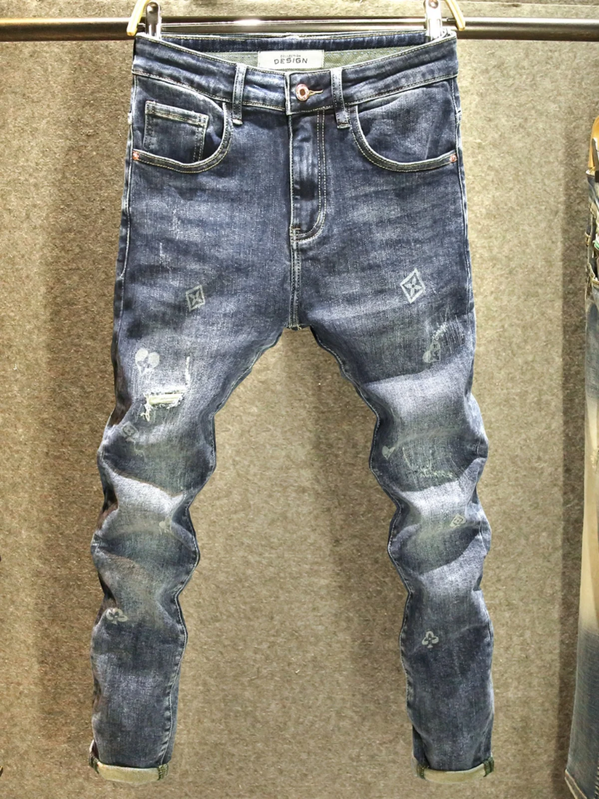 

Модные мужские джинсы слим-фит, осенне-зимняя новинка, с эффектом потертости, из хлопкового стрейч-денима, со средней посадкой, длинные брюки, молодежный стиль