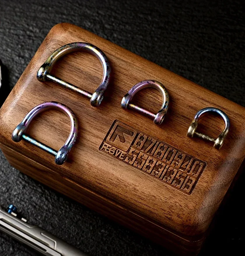 FEGVE D Ring Color Keychain, Side Pushing Small Titanium Key Chain Ring for Car Home Keys