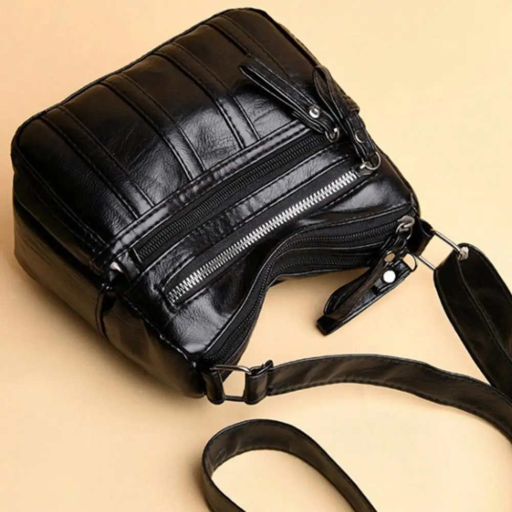 

Simple Black Shoulder Pouch Mother Bag Large Capacity Female Handbag Women Shoulder Bag PU Leather Handbag Small Square Bag