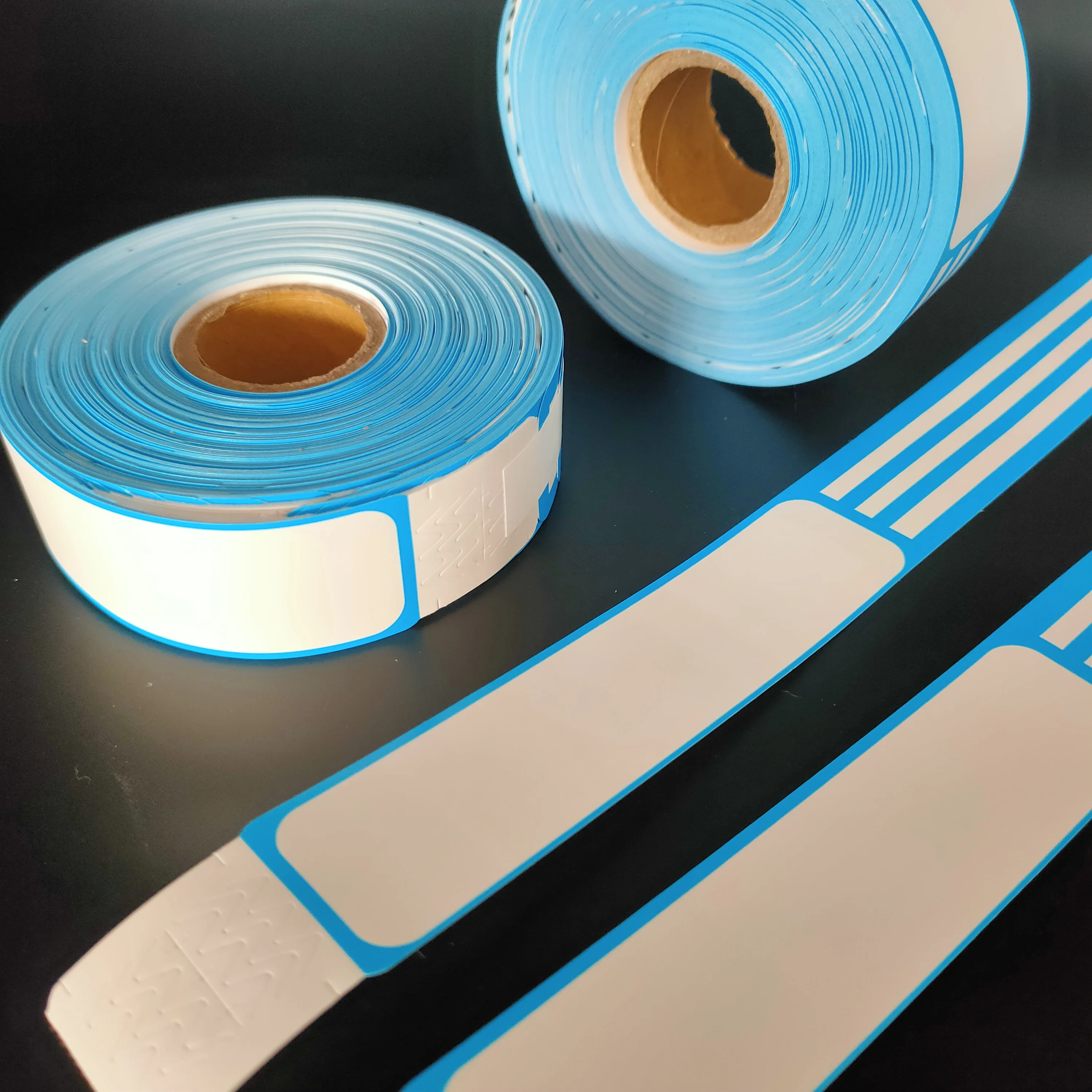100pcs Printable Self Adhesive Barcode Wristbands , Thermal Disposable Wrist Bands , QR Code Bracelets
