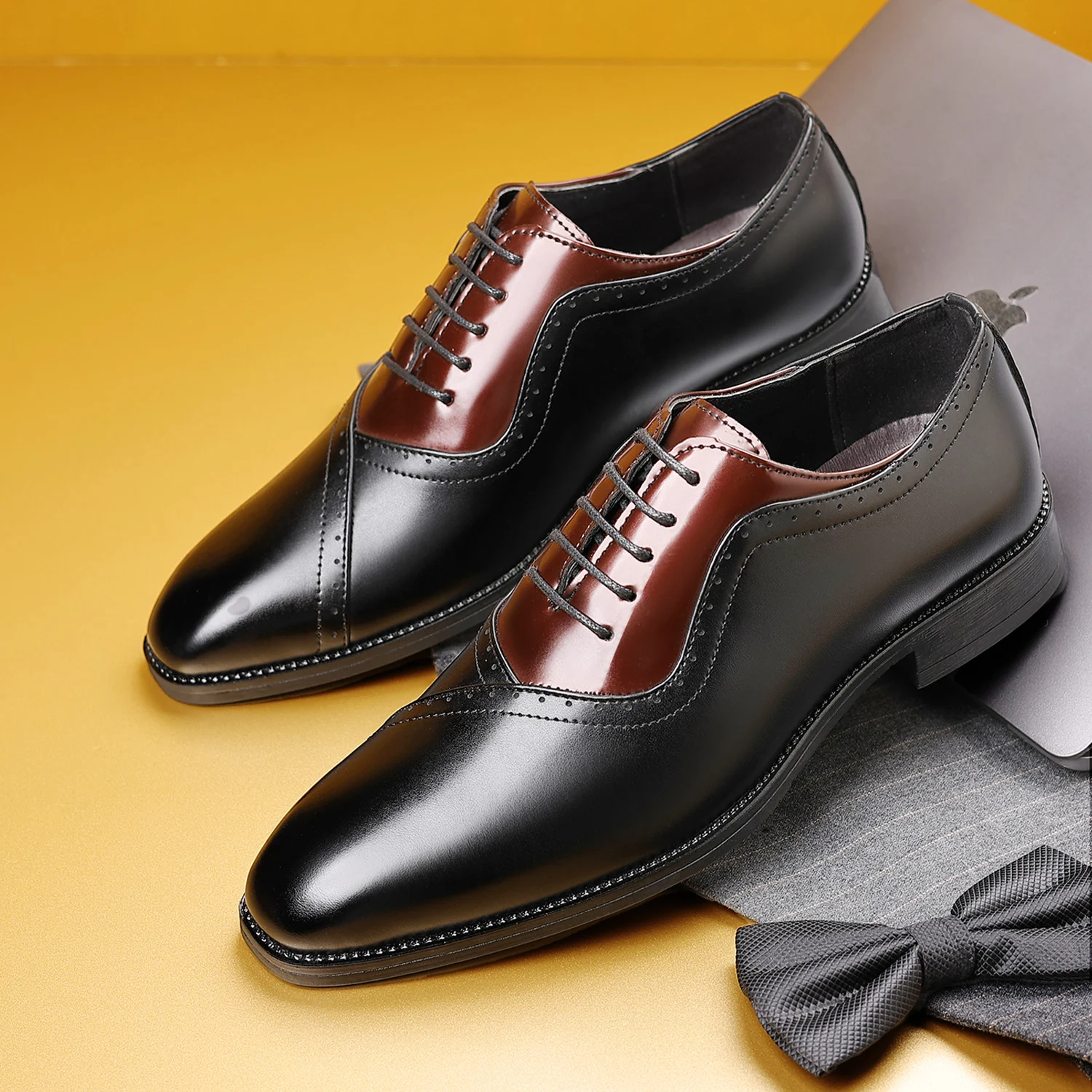 

Men's PU Leather Oxford Shoes Brown & Black Mixed Colors High-Quality Lace-Up Casual Business Dress Commuting Suit Wedding Shoes