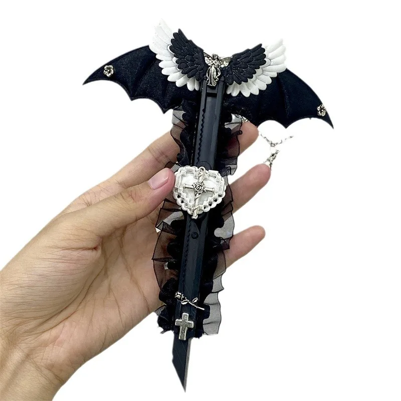 Черный цвет, модный открывалка для писем, дьявол, крылья летучей мыши, сердце, крест, стиль, универсальный нож для детей, креативный дизайн, резак для коробок, детский подарок