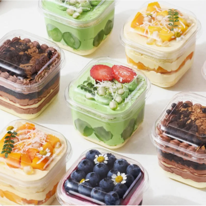 Small Vendor Desserts Packaging Case Small Tiramis Sumus Dessert One Time Packaging Cream Square Cake Wrapping Boxes 50pcs