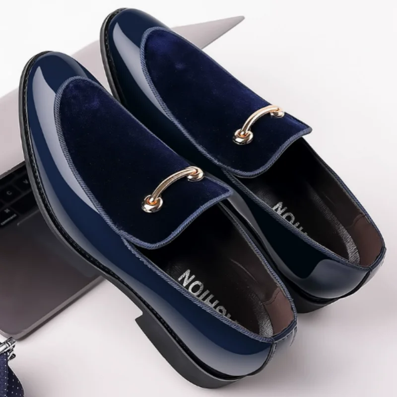 Men's Shiny & Flock Metal Chain Wedding Shoes Stylish British And American Style Black Blue Business Loafers Wide Fits Round Tip
