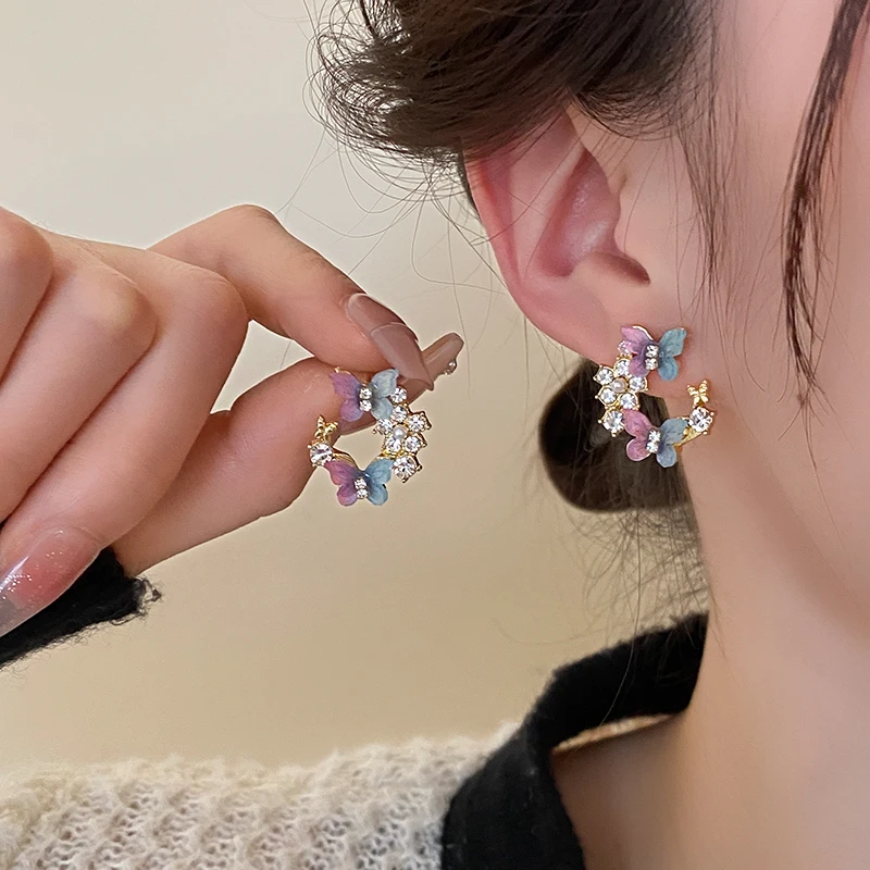 

Rhinestone Pearl Butterfly Round Stud Earrings 2024 New in Korean Fashion Women's Earring Personality Colorful Jewelry Gift