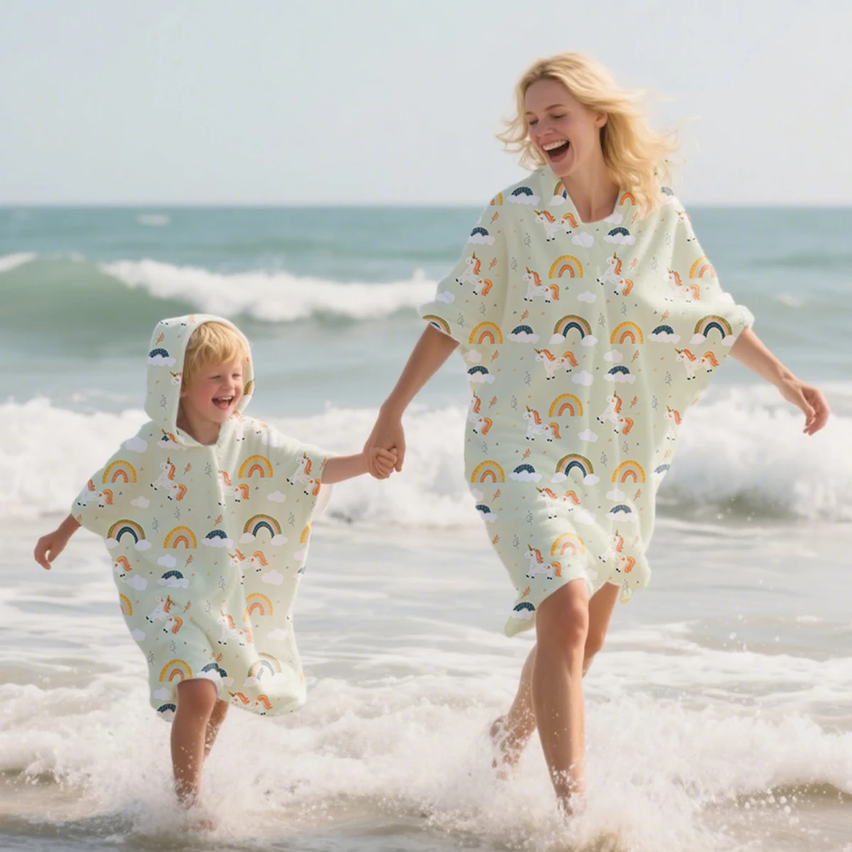 1 Pc Large Quick Dry Beach Towel Hooded Bath Cloak Wetsuit Poncho Bathrobe for Adults And Kids - Swim Surf Parent-Child