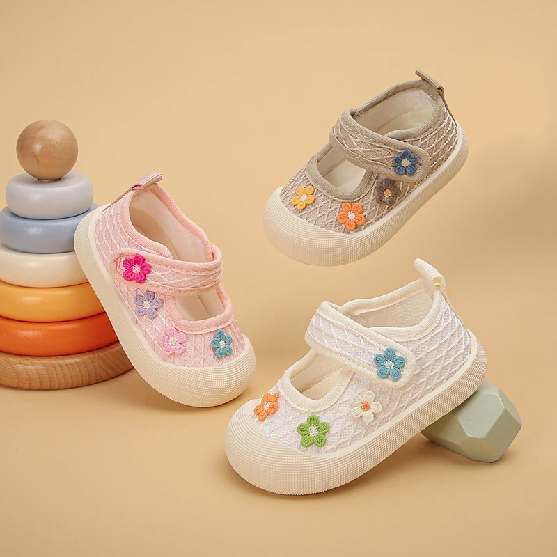 2026 Summer New Fashionable Versatile Canvas Shoes Cute Embroidery Multi functional Girls' Casual Shoes Soft Bottom Children