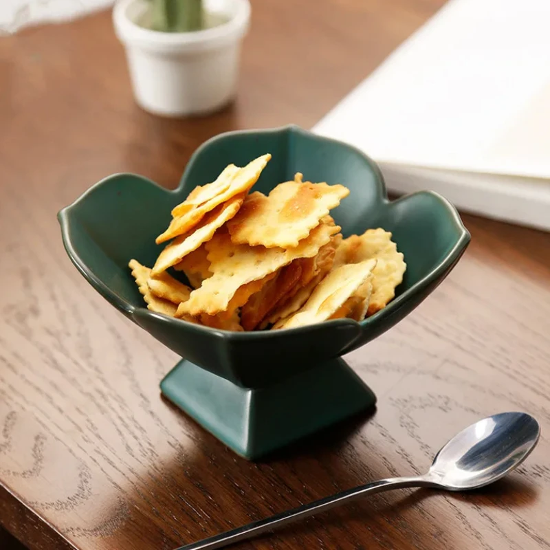 Ceramics Refreshment Tray Dessert Snack Plate Flower Type Round Small Snack Tray Decorative Fruit Plate Dishes Bowl