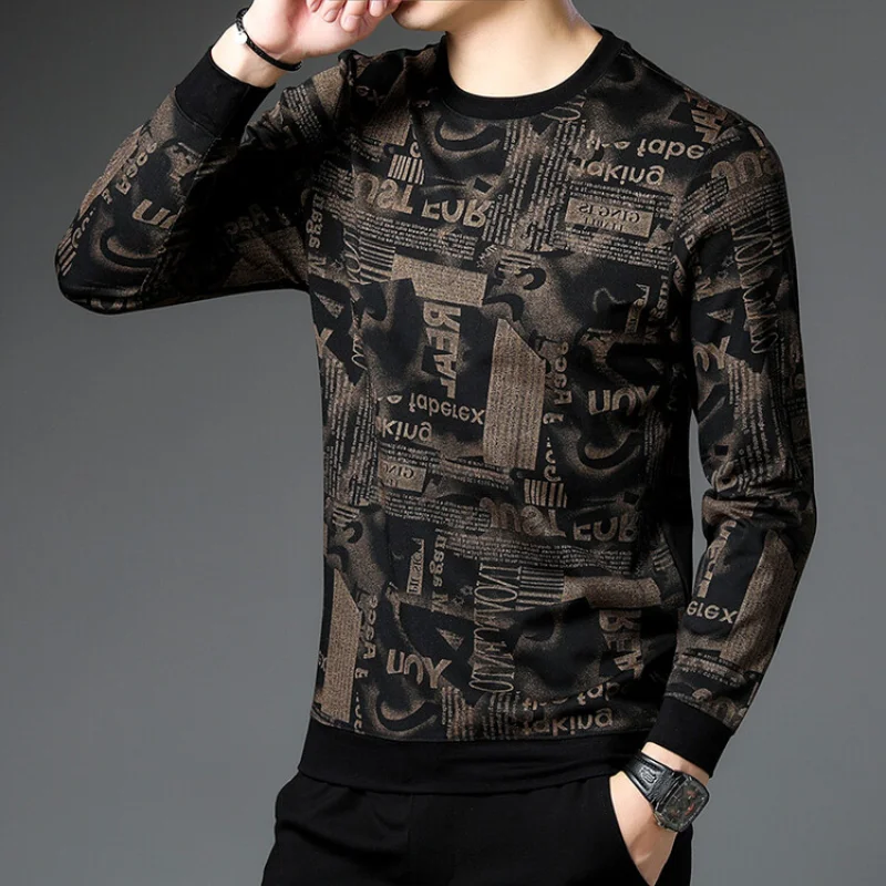 Spring and Autumn Men\'s Long Sleeve T-shirt Loose Round Neck Hoodie Top Clothes Bottom Clothes Fashion Trend