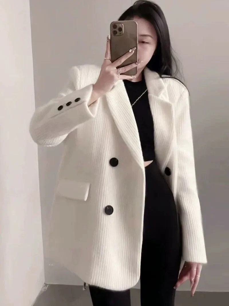 High End Corduroy Casual Loose White Suit Jacket 2024 Women's Autumn and Winter New Item with Cotton Insulation Small West