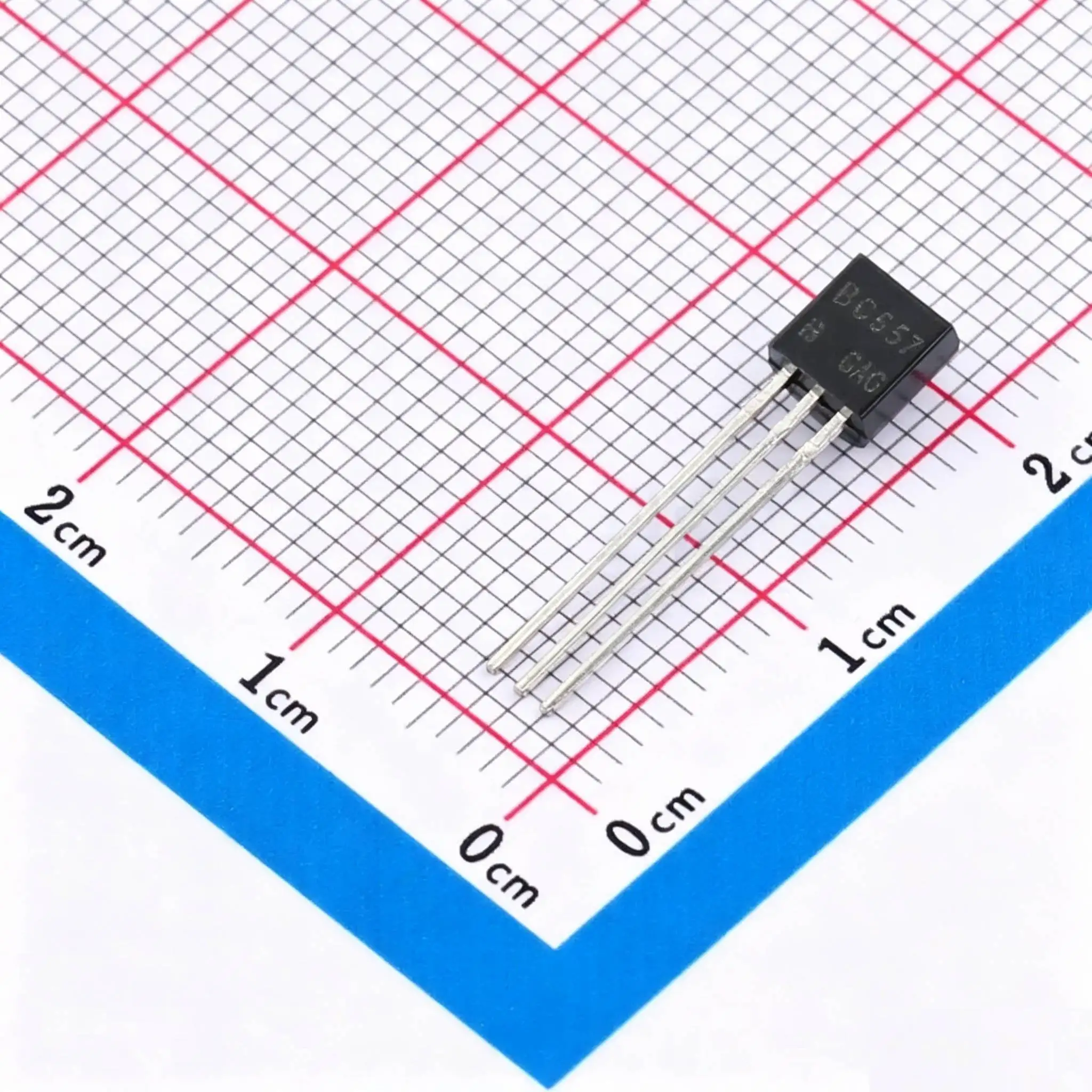 100/500/1000pcs NEW BC557 BC547 TO-92 Transistor NPN PNP DIY Electronic Kit Transistors NEW STOCK