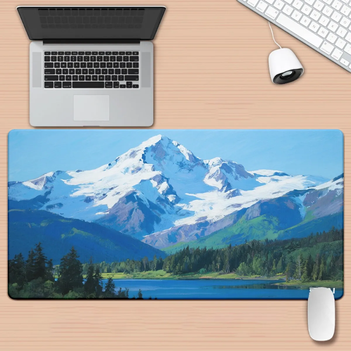 

Коврик для стола с изображением снежной горной пейзажи (1 шт.) для игр и украшения офиса, с нескользящей резиновой основой.