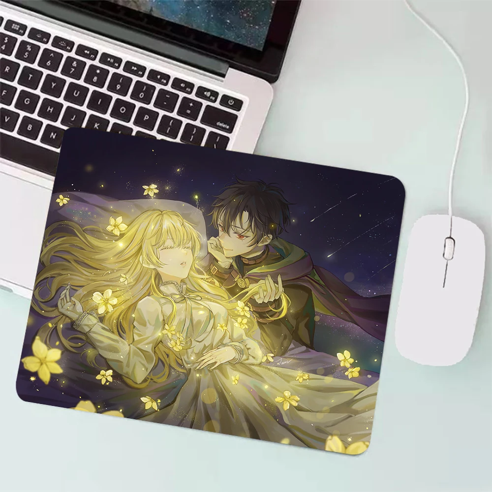 Who Made Me A Princess Small Gaming Mouse Pad PC Gamer Keyboard Mousepad XXL Computer Office Mouse Mat Laptop Mause pad Desk Mat