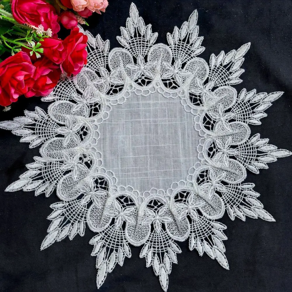 Decorative White Lace Placemat Floral Embroidery Fabric Table Mat Heat Insulation Dining Room Tableware Decor
