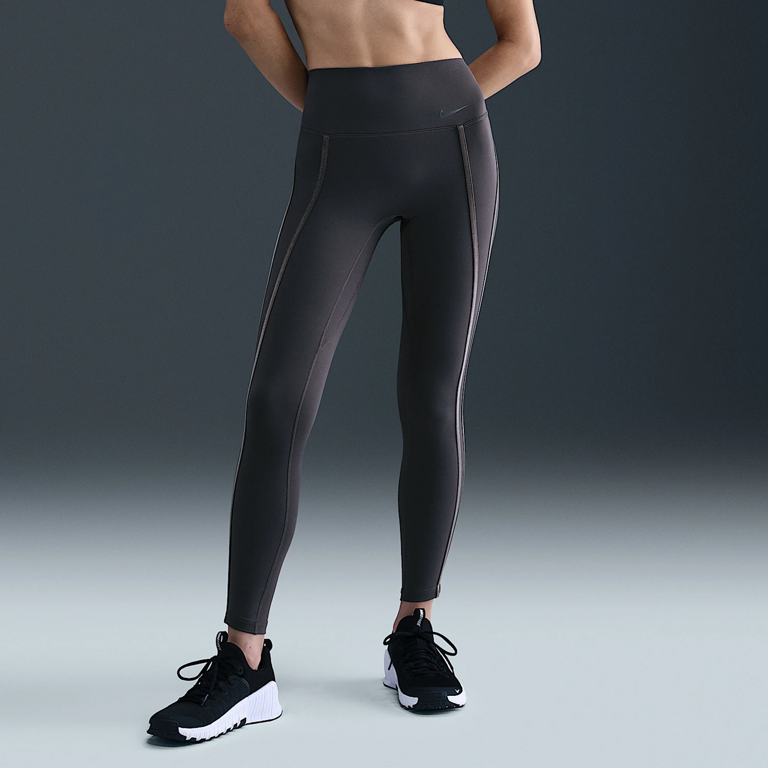 

Оригинальные осенние женские спортивные узкие брюки Nike с высокой талией и эластичным поясом HV2479-036