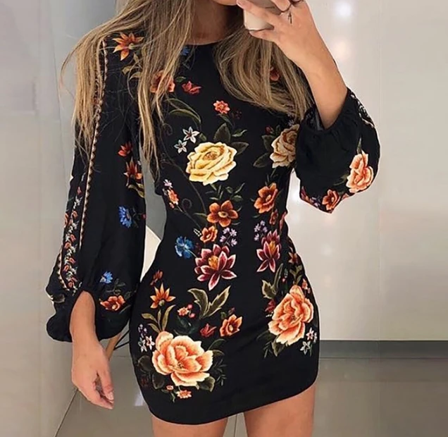 Women's Sexy Fashion Summer Dresses Casual Mini Dress Round Neck Backless Long Sleeved Vacation Party Bodycon Dress