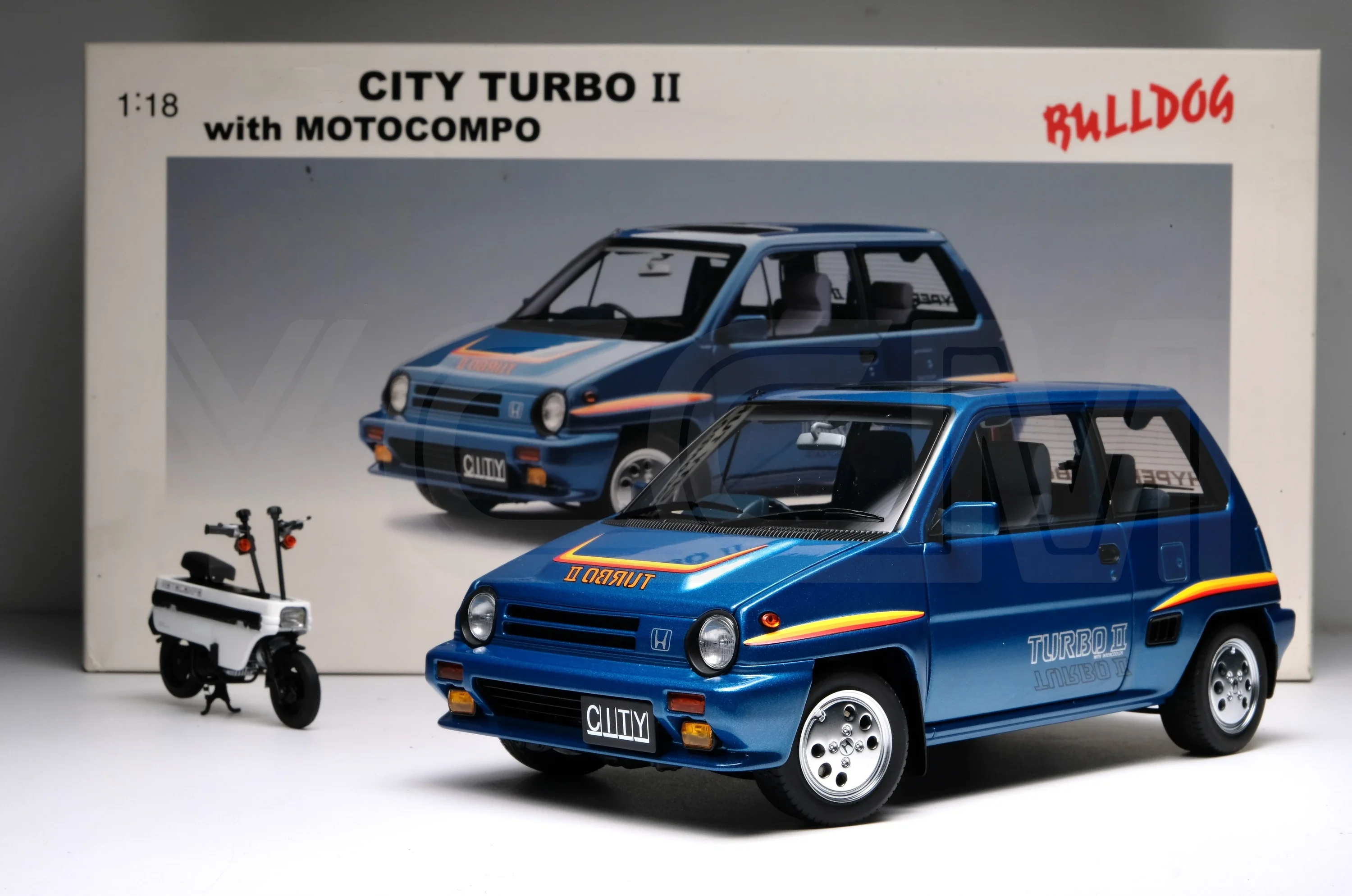 

Autoart 1:18 CITY TURBO II с моделированием Motocompo, ограниченная серия, все открытые металлические статические модели автомобиля из сплава, игрушка в подарок