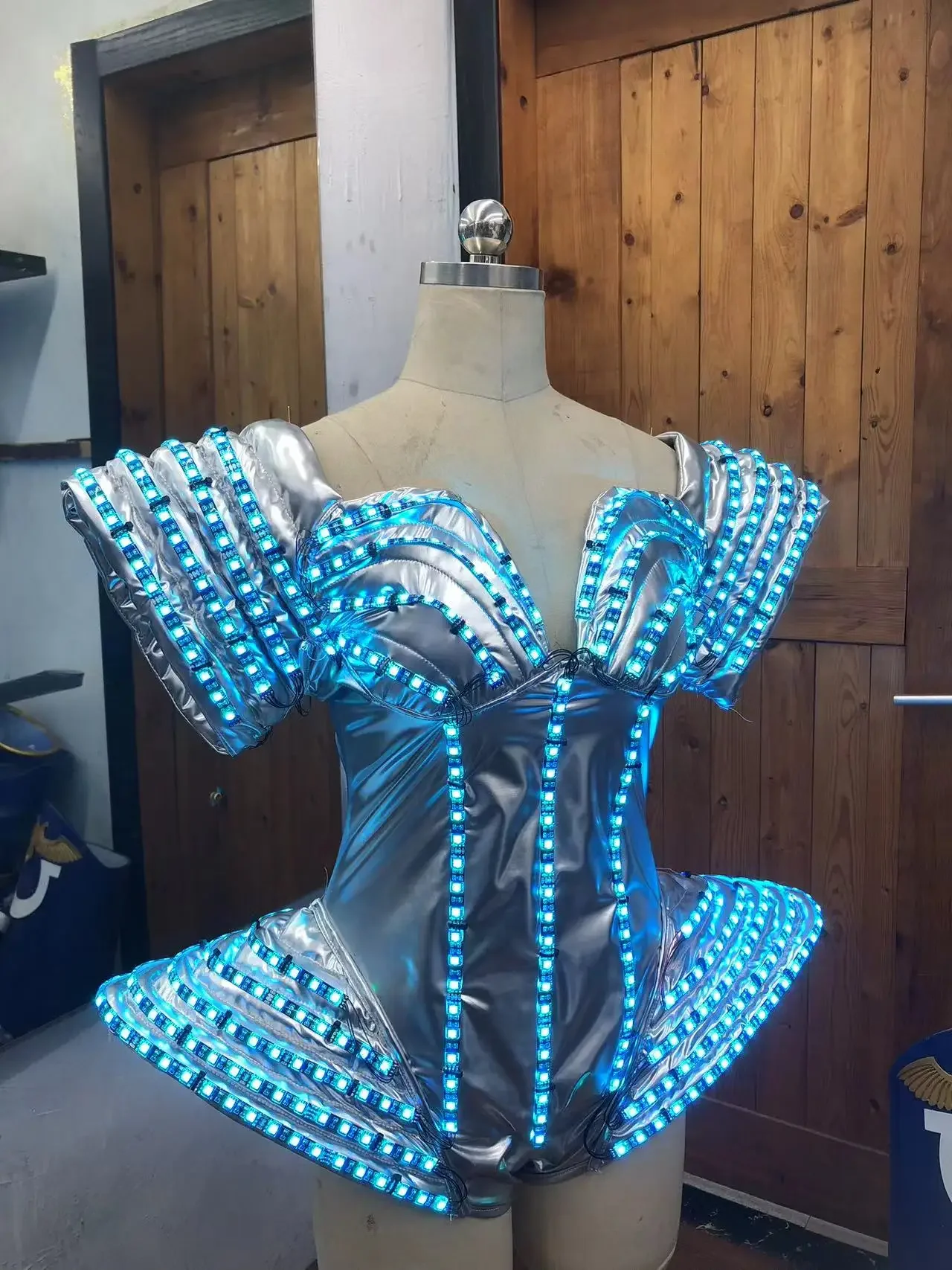 파티 바인딩, 발광, 다채로운, 색상 변화, 기술에 민감한 부드러운 가죽 라이트 스트립