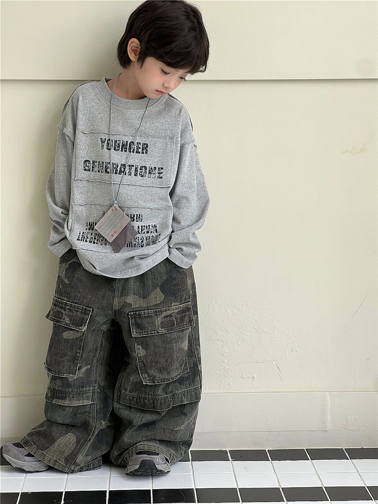 Boys Camouflage Work Pants Autumn Korean Style Fashion Vintage Distressed Casual Long Trousers for Kids