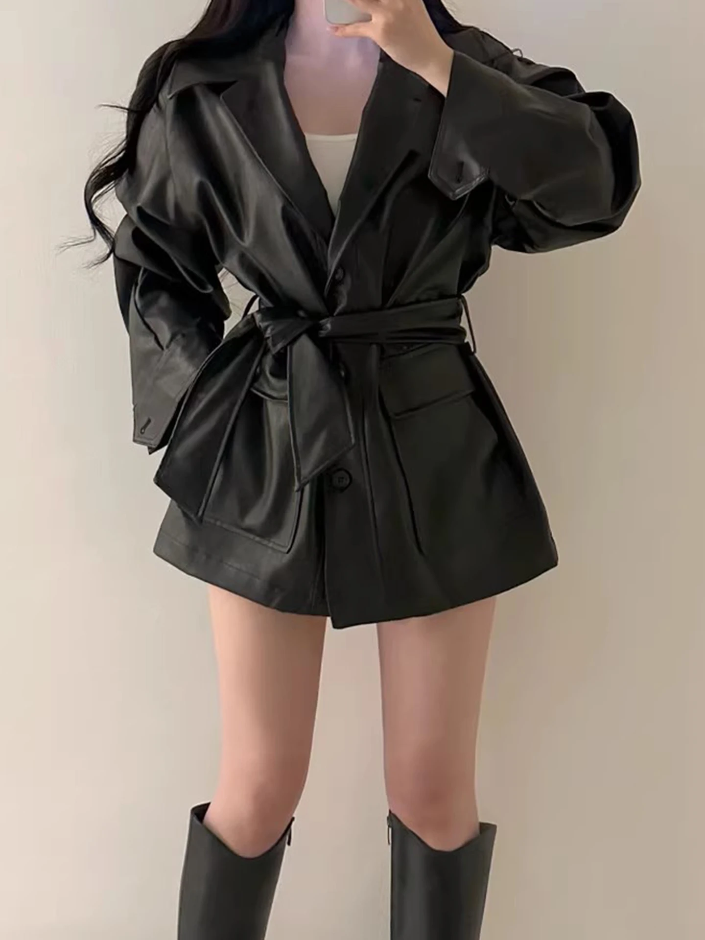 Premium PU Leather Biker Jaet Women's Autumn 2025 New Sle Waist-Cinching ket Belted Slimming Top Commute Sle