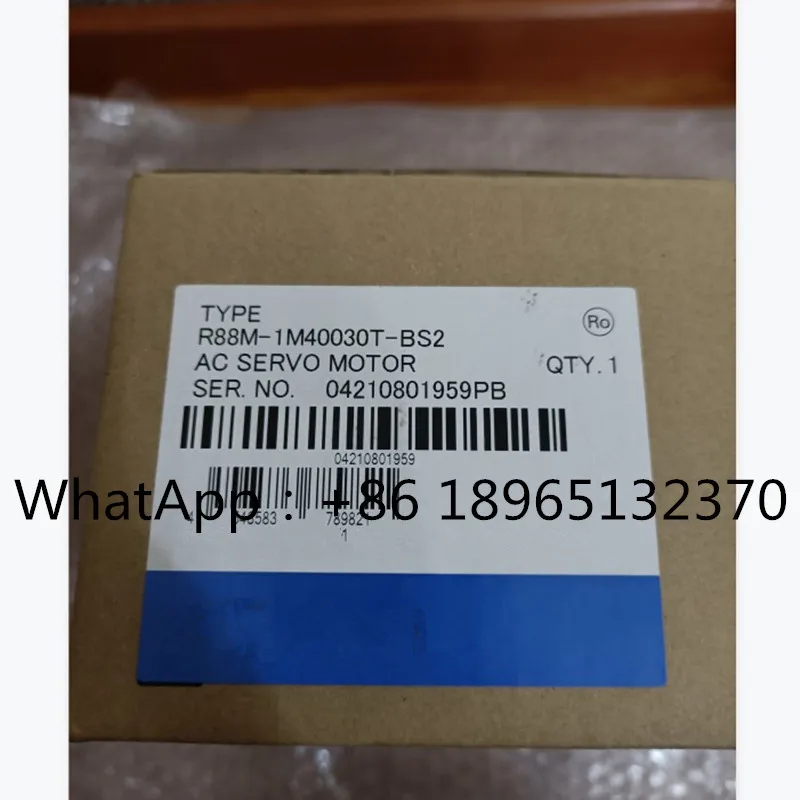 

Фонарь R88M1M40030TBS2, фонарь R88MKE10030HBS2Z, фонарь R88MK75030HZ, новый оригинальный серводвигатель