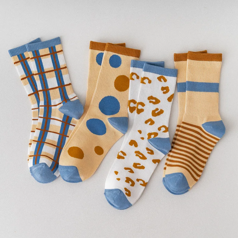 Japanese Cute All-match Milk Pattern Short Socks Female Breathable Cotton Sweet Happy Socks Women Blue Lattice Middle Tube Sock