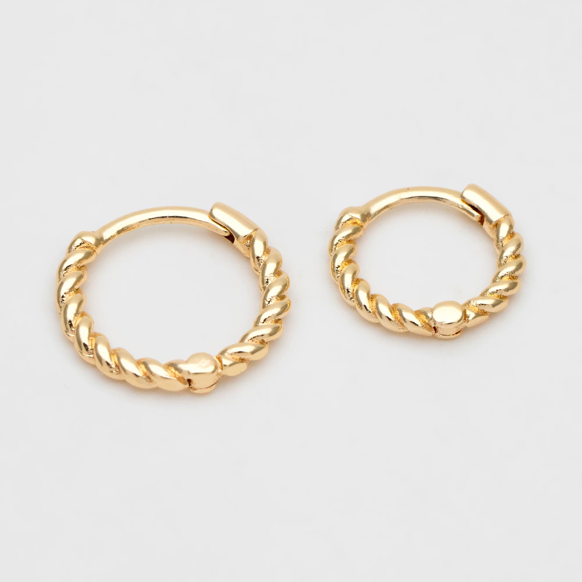 

10pcs Gold Minimalist Hoop Earrings 11/ 13/ 15mm, Gold Huggie Earrings, Huggie Hoops (GB-3457)