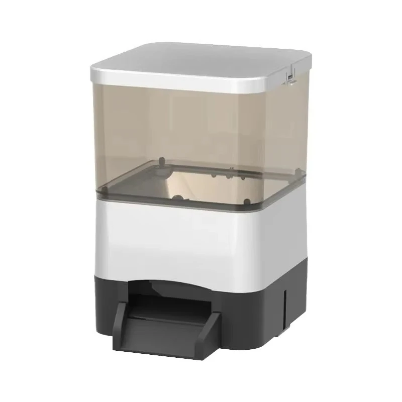 Best Seller Modern Automatic Fish Feeder Plastic Pond Koi Feed Machine Battery Water Bottles