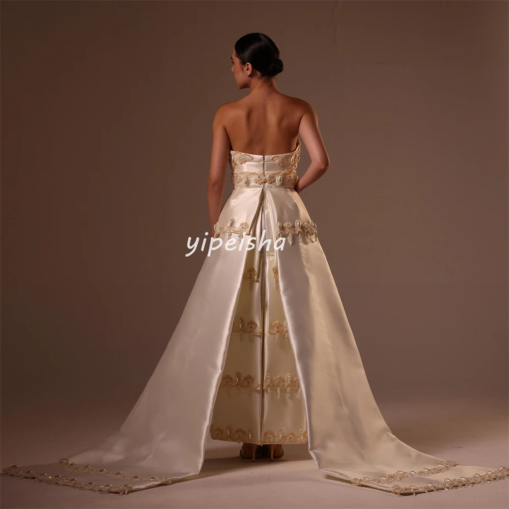 Customized Intricate Women Charmeuse Handmade Flower Beading Straight Evening Dresses Classic Strapless Sleeveless Prom Dresses