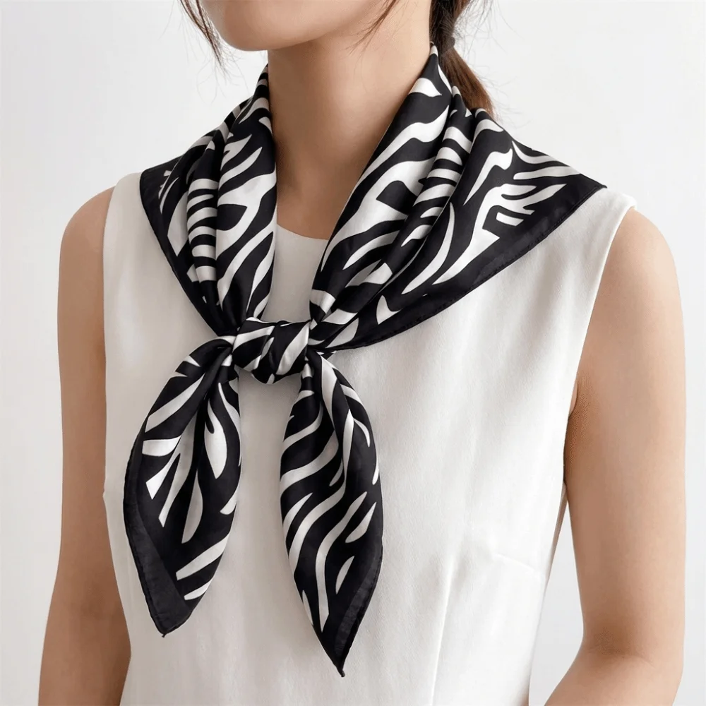 Versatile Breathable Square Scarf Sunscreen Personalized Stripes Square Headscarf Neck Wrap Lightweight Printed Silk Scarf Beach