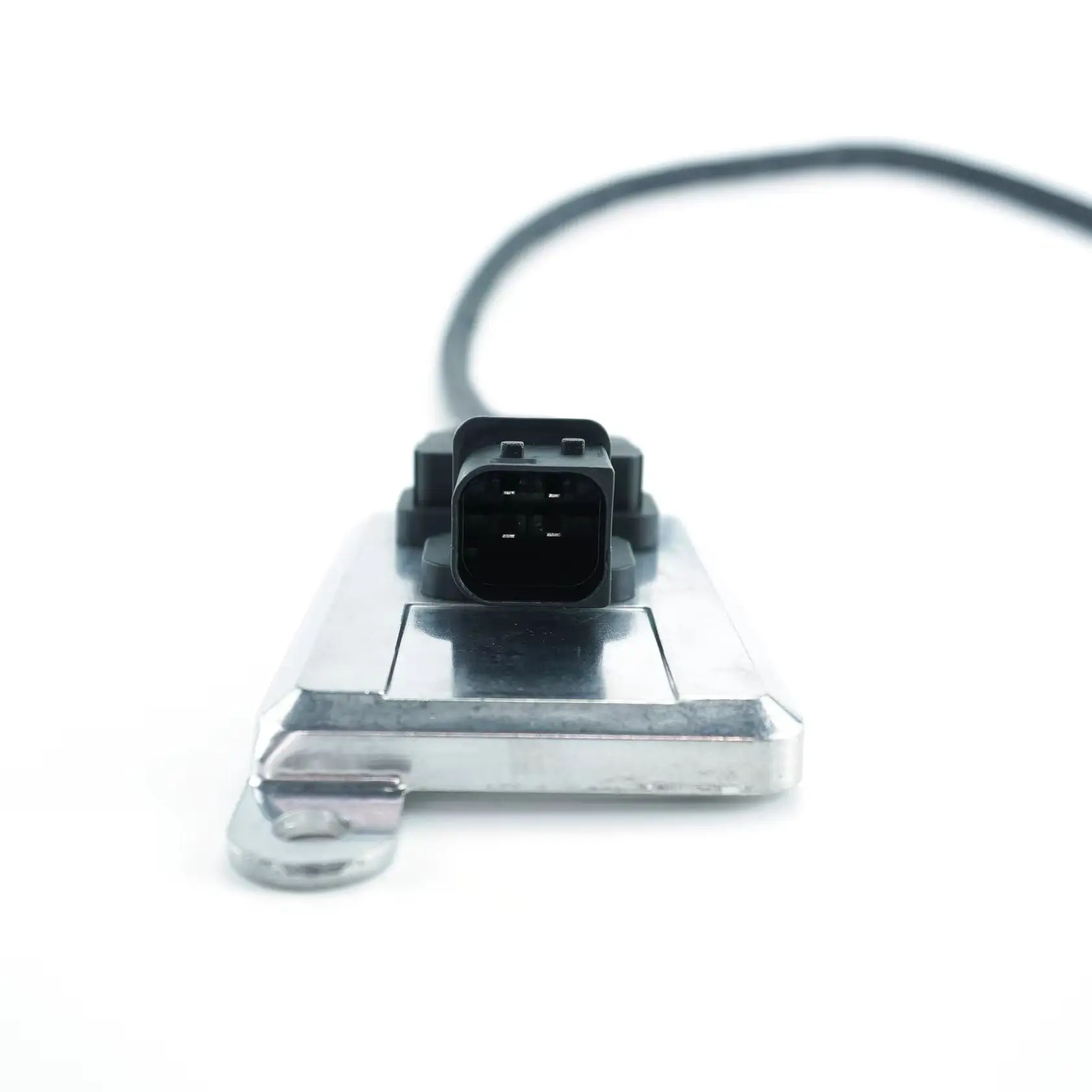 جودة عالية جديد 24 فولت 5WK9 6695C 2296801 5WK96695C مستشعر نيتروجين نوكس لشاحنات سكانيا حافلة مدرب