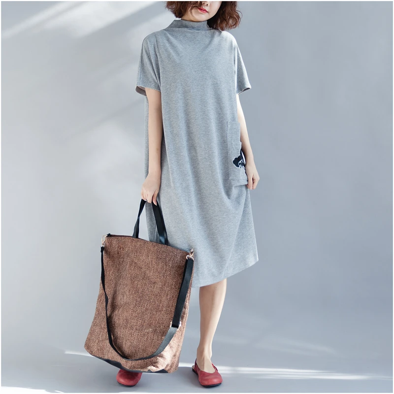 plus Size Autumn Base irt Loose f High Collar Embroidered Bat Sve Dr Women's plus Size Clothing Comfortable Dr