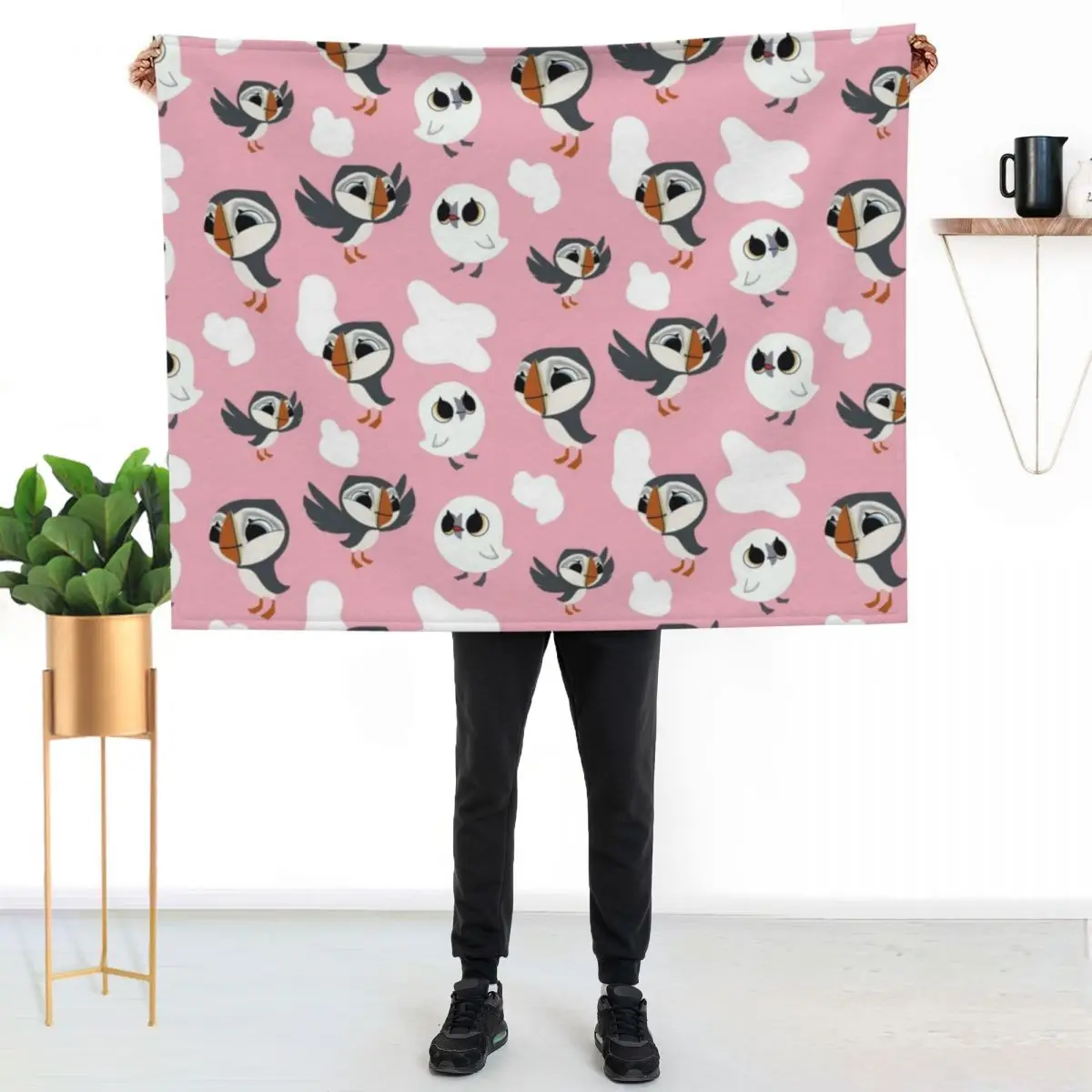 Puffin rock repeated pattern- pink colour Throw Blanket For Decorative Sofa Flannel bed plaid Beach Beautifuls Kid'S Blankets