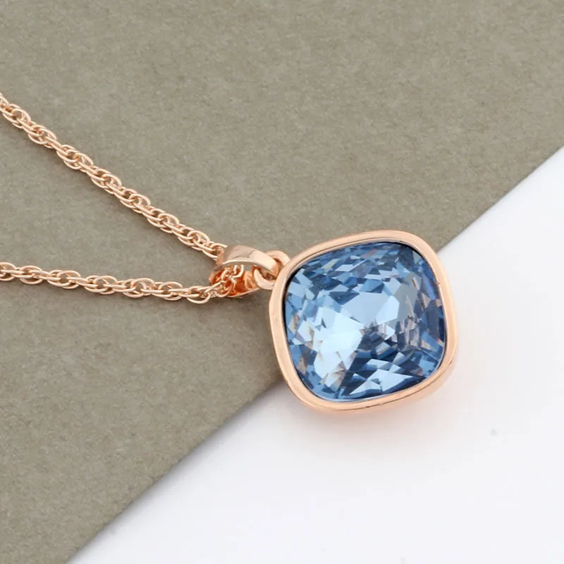 2022 Trend New Square Pendant For Women Crystal Rose Gold Color Wedding Party pendenti semplici gioielli di qualità di lusso