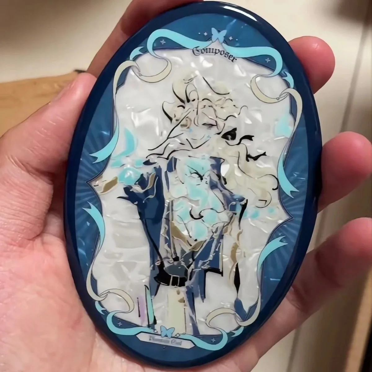 Identity 5: Fandougu 作曲家エクスプローラー少女楕円形ダブル フラッシュ バー自家製周囲のキビ バッジ