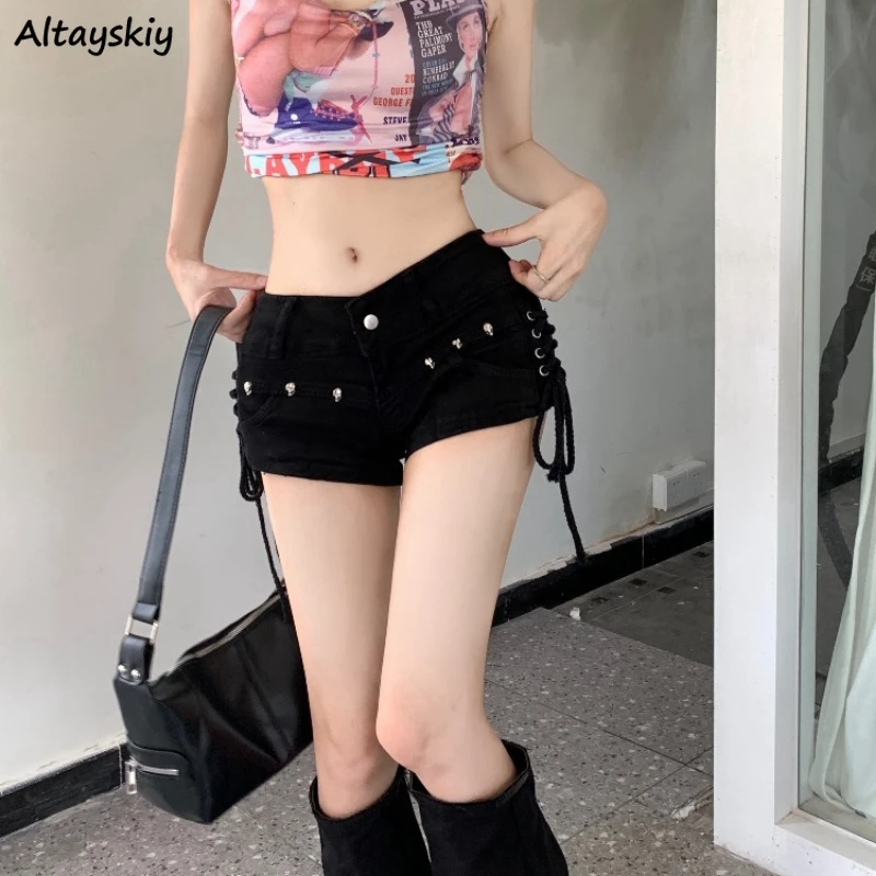 

Black Shorts Women Mini Straight Skinny Lace-up Low Waist Rivets American Style Sexy Girls Retro Summer All-match Streetwear