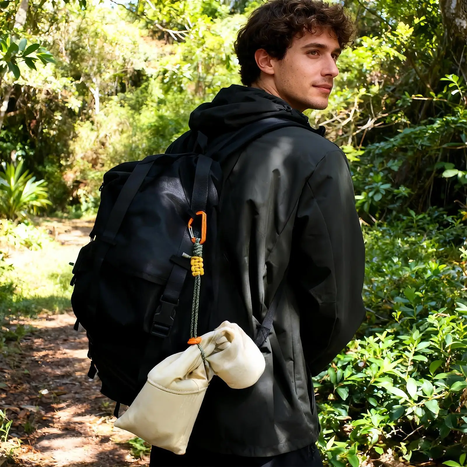 حبل باراكورد شديد التحمل مع مشبك حلقة تسلق وحزام سلسلة مفاتيح آمن لزجاجة المياه وحقيبة الظهر والعتاد الخارجي