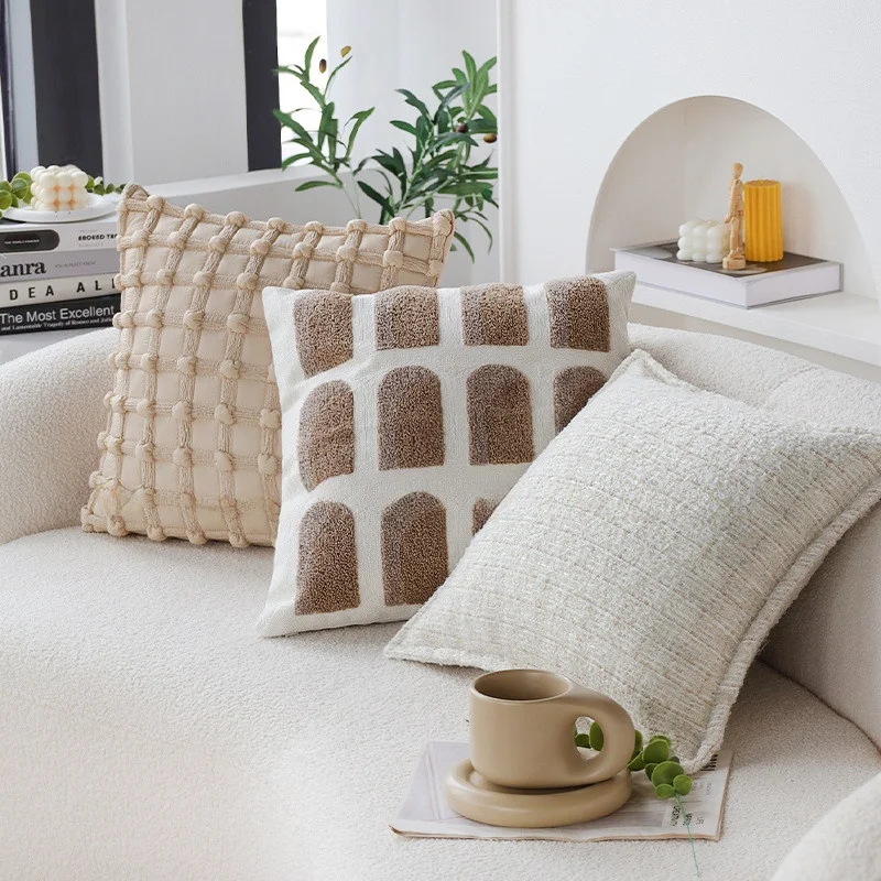 Creamy Coffee Color Embroidered Pillow Hotel Soft Decoration Sofa Living Room Cushion Cover Polyester Fiber Square Shape
