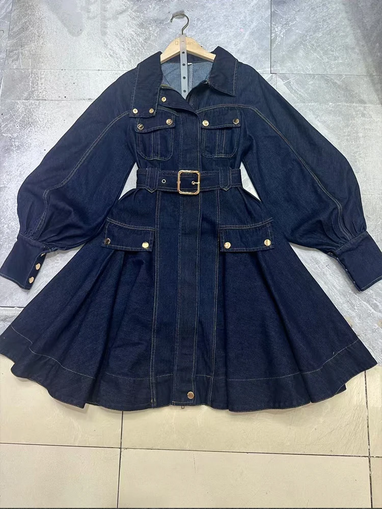 Sukienka z krótkim rękawem typu lampion, dżinsowy pasek w talii, mini spódniczka, nowa kolekcja damska jesień 2025, modna sukienka z klapami, zapinana na zamek, niebieska, puszysta.