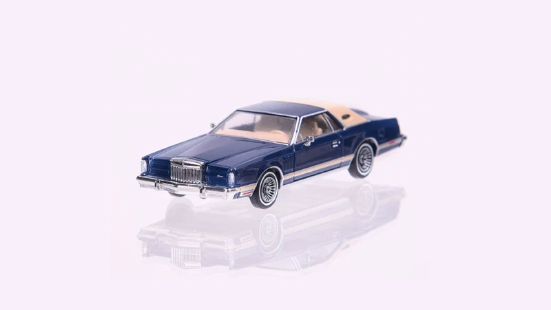 PCX 1:87 for Lincoln Continental V Blue Vintage Car Simulation Limited Edition Resin Metal Static Car Model Toy Gift