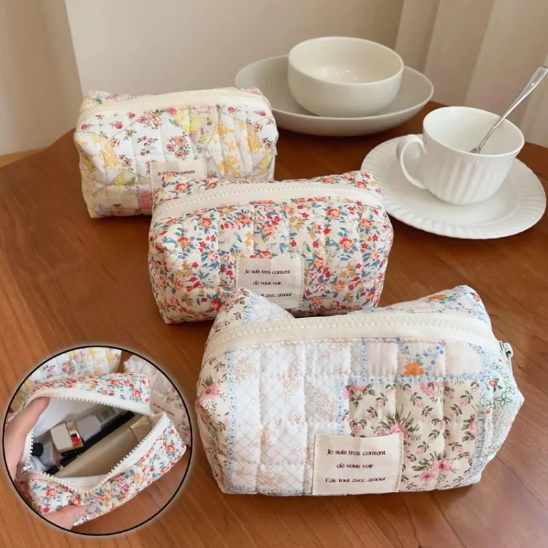 Floral Makeup Bag Storage Bag Make-up Bags Soft and Thick Hand-Held Bag