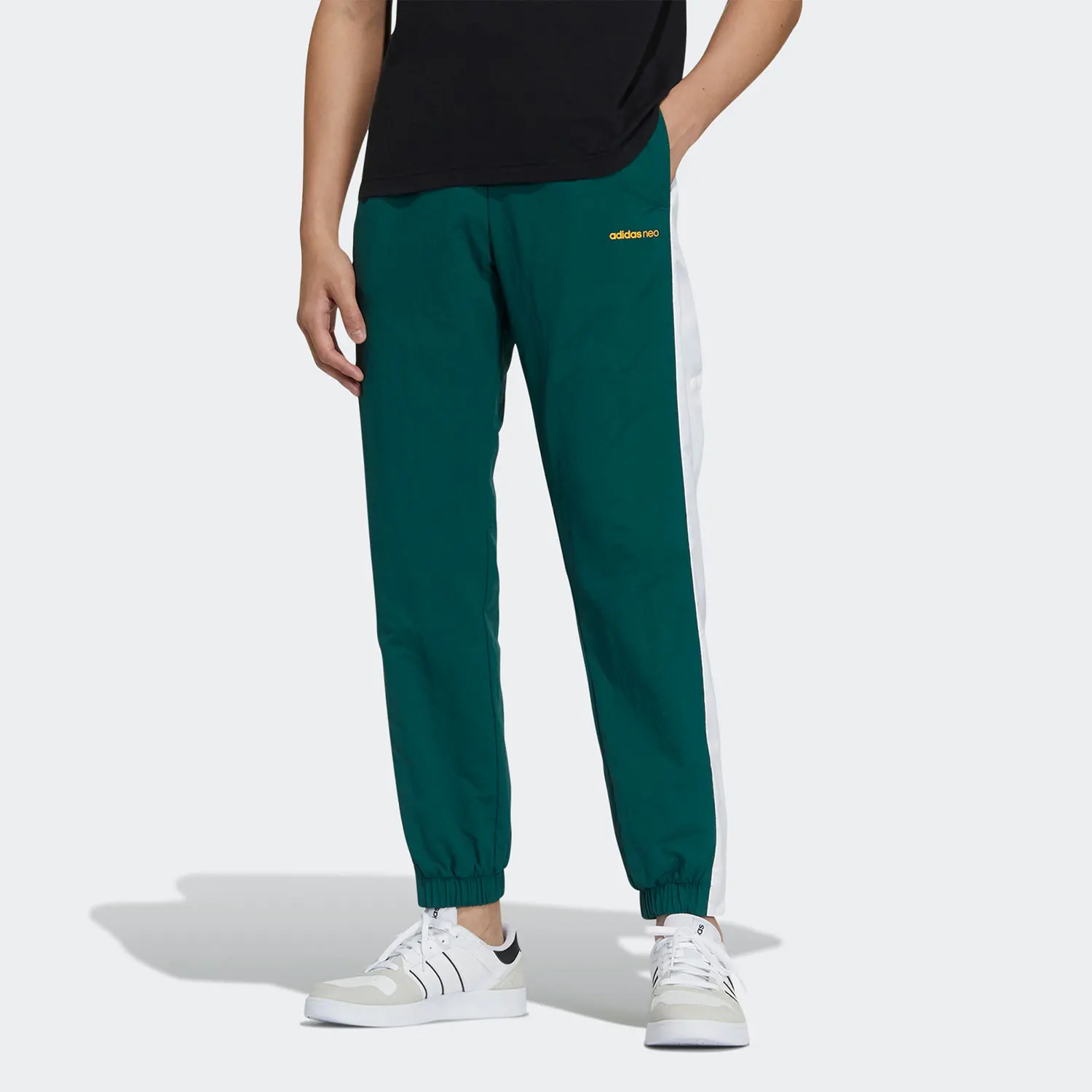 

Оригинальные мужские весенние повседневные спортивные брюки Adidas NEO GP4814