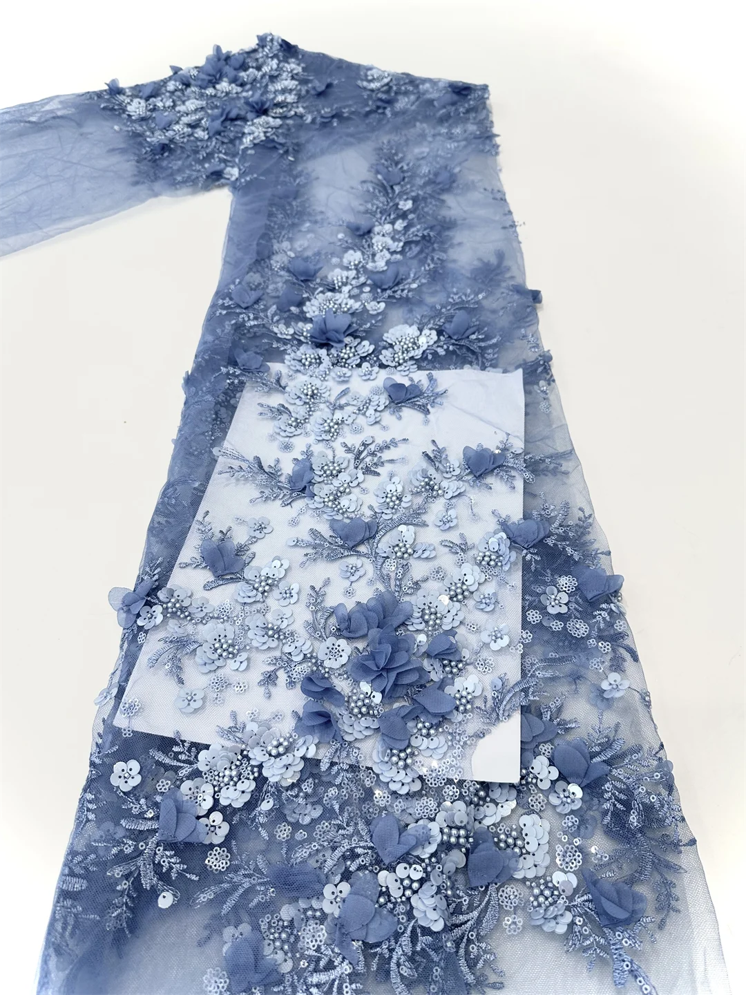 

3D Flower Sky Blue Beaded Lace Fabric Africa Lace Wedding Dress Nigerian 3D Flower Lace Fabric for Women's Party Dresses